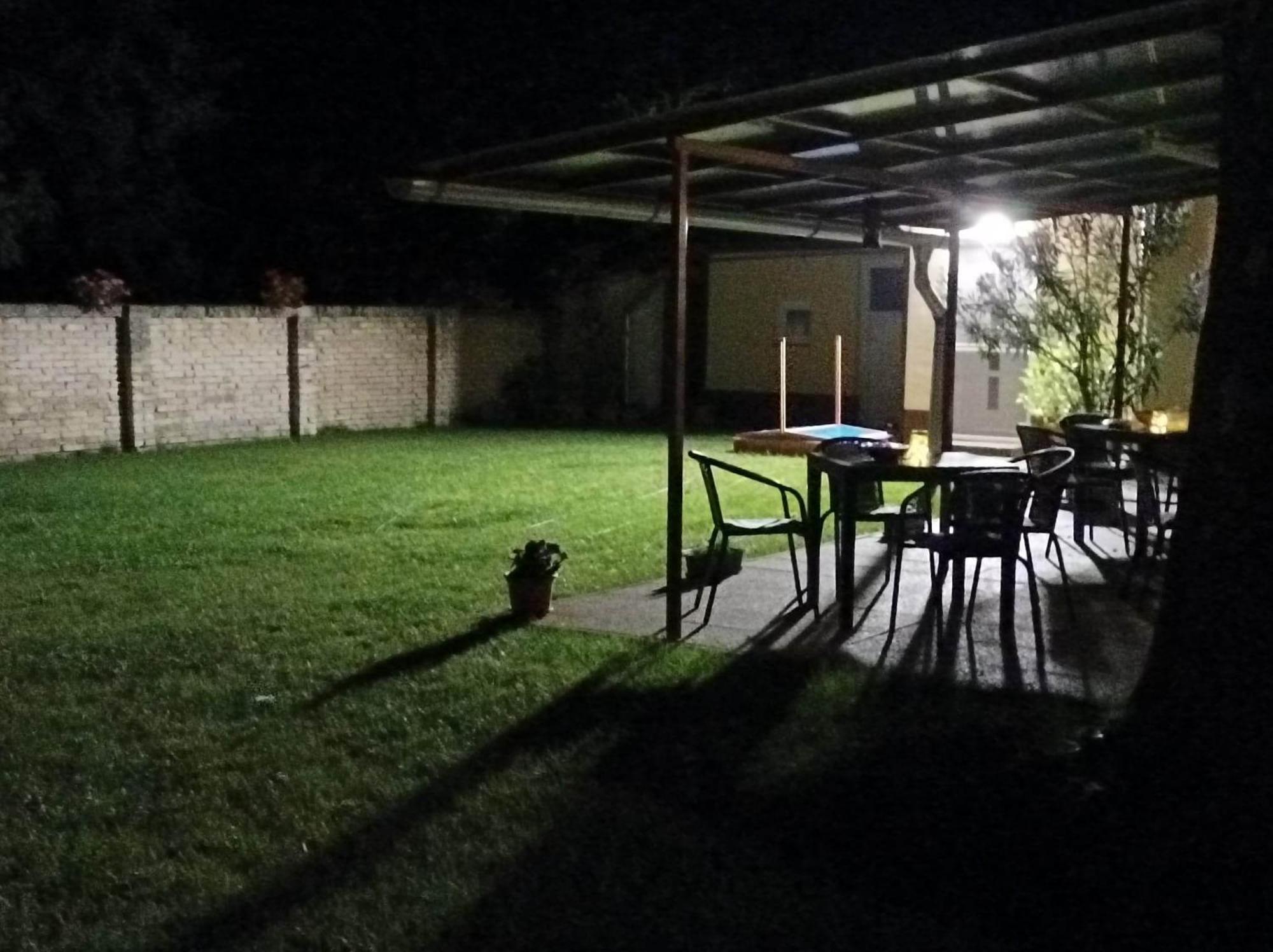 Tartos Szegfu Vendeghaz, Maganszallas Tazlar Luaran gambar