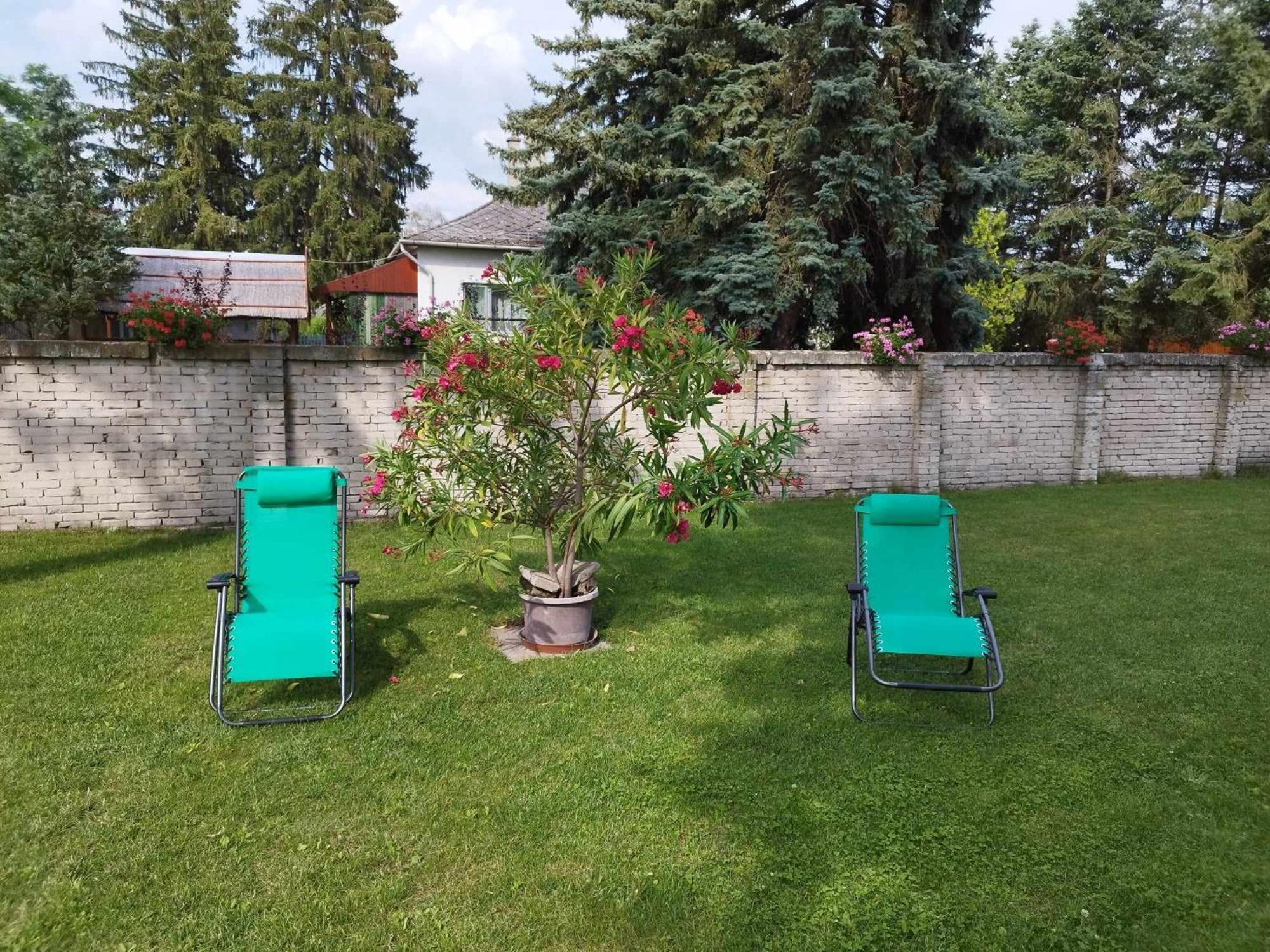 Tartos Szegfu Vendeghaz, Maganszallas Tazlar Luaran gambar