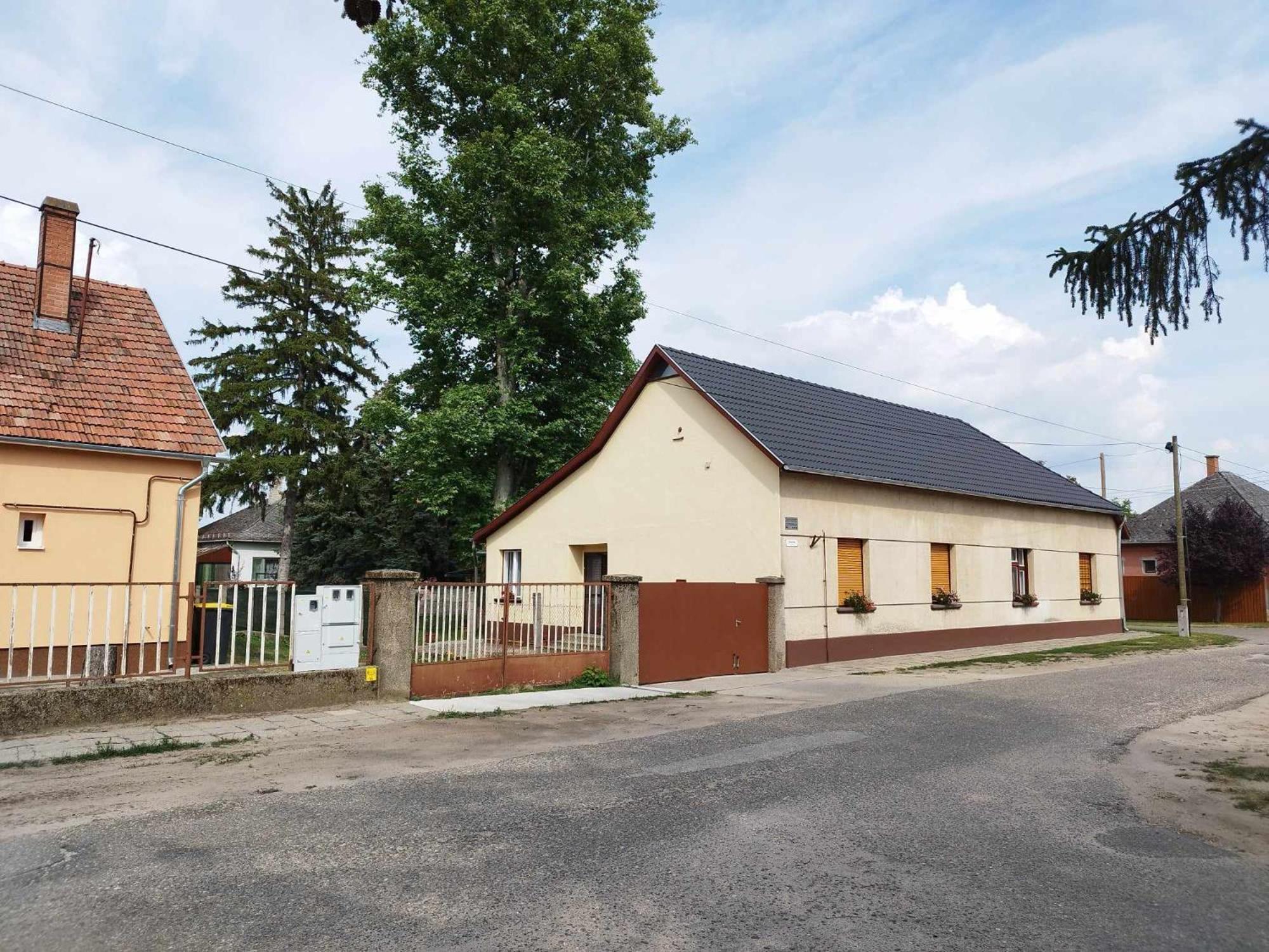 Tartos Szegfu Vendeghaz, Maganszallas Tazlar Luaran gambar