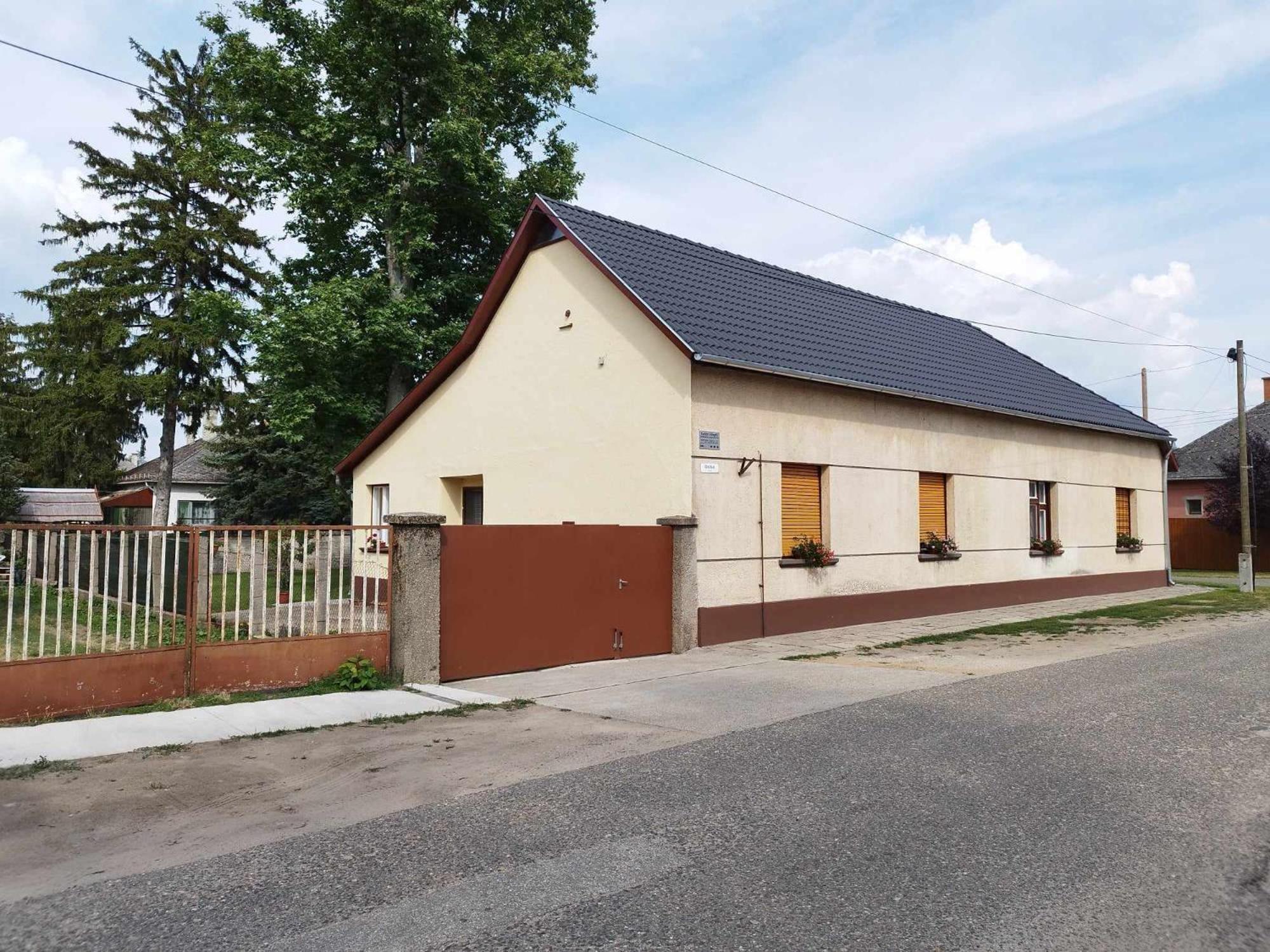 Tartos Szegfu Vendeghaz, Maganszallas Tazlar Luaran gambar