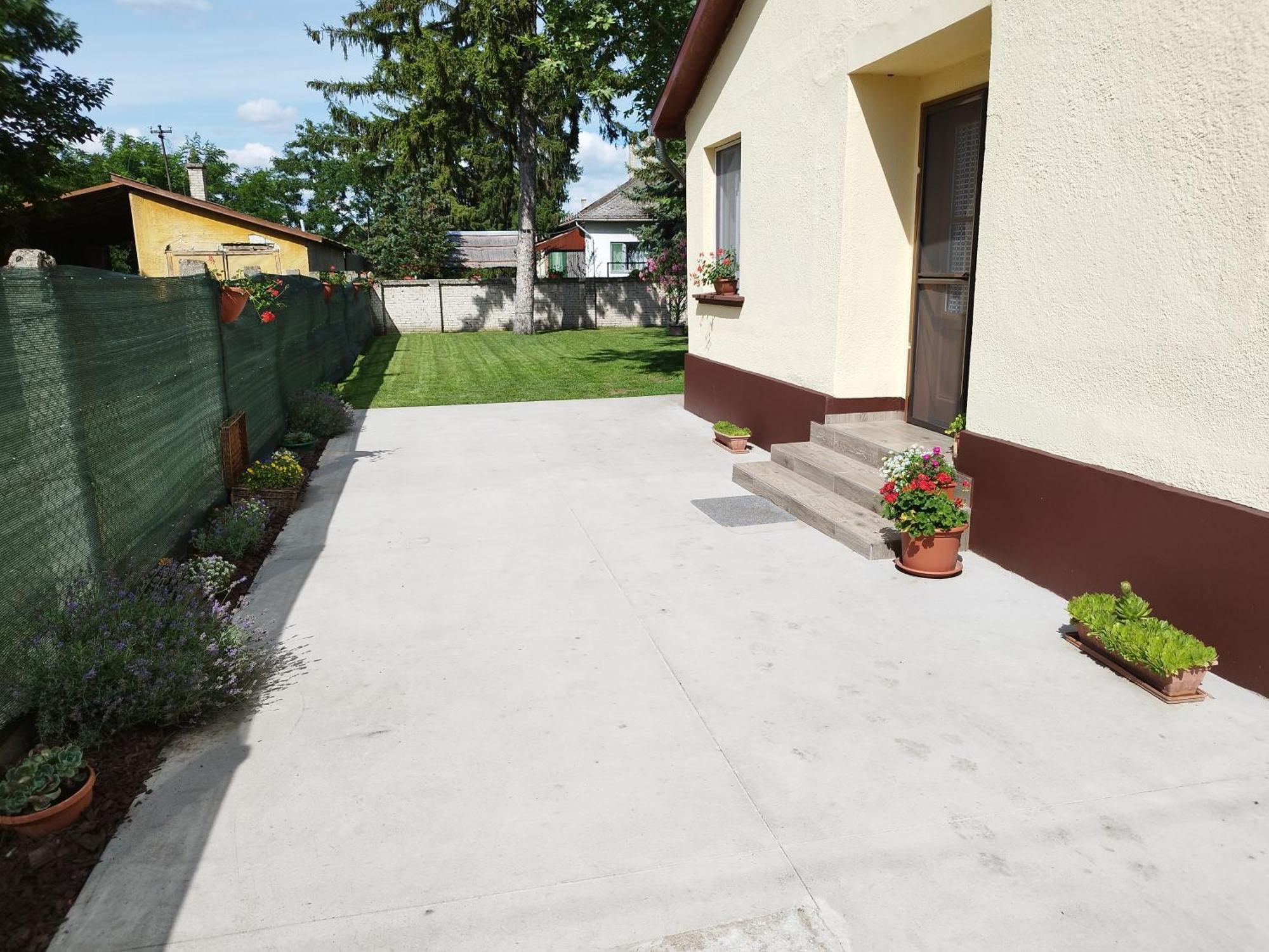 Tartos Szegfu Vendeghaz, Maganszallas Tazlar Luaran gambar