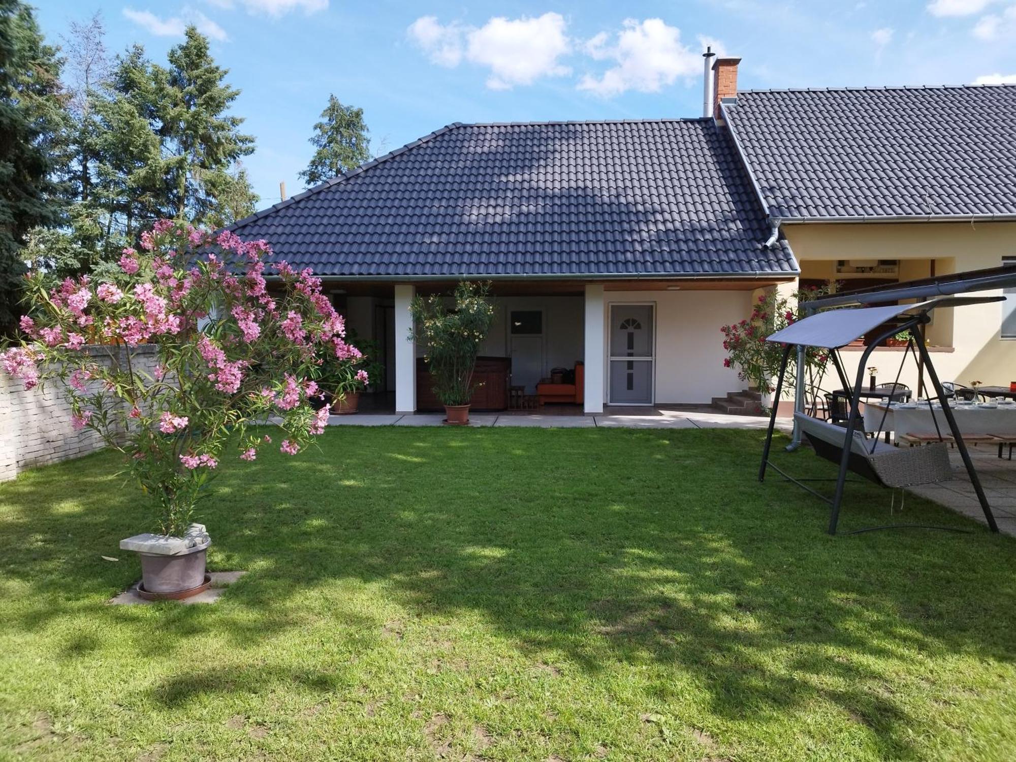 Tartos Szegfu Vendeghaz, Maganszallas Tazlar Luaran gambar