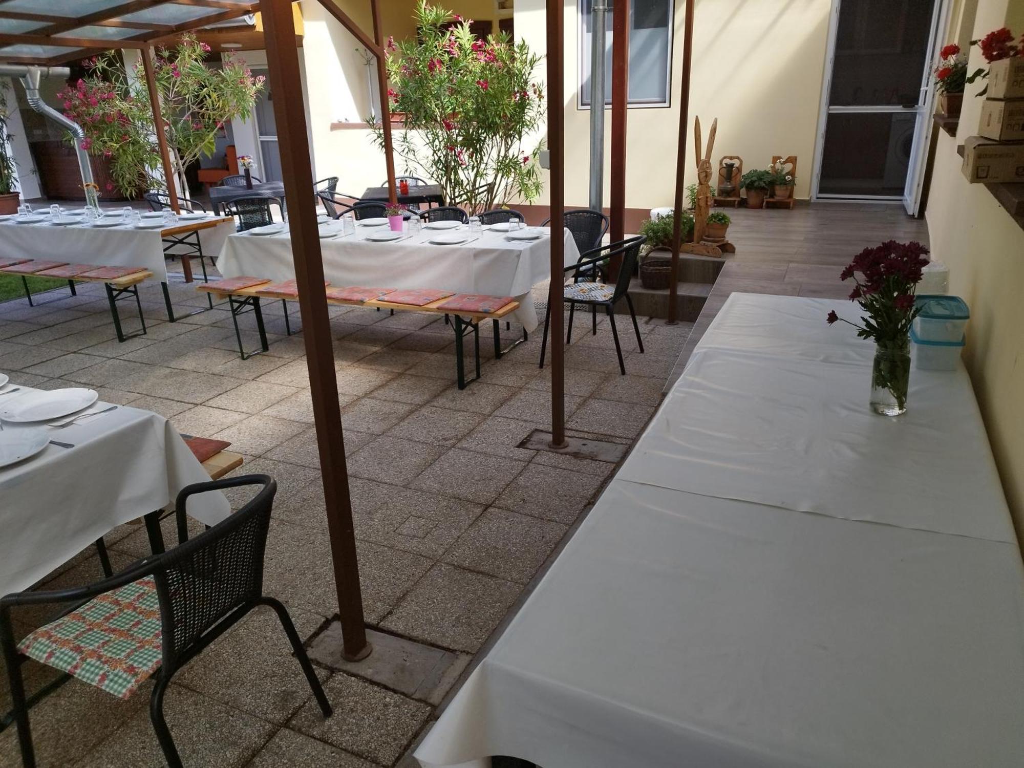 Tartos Szegfu Vendeghaz, Maganszallas Tazlar Luaran gambar